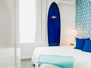 habitación hotel mar azul y suf en suances cantabria